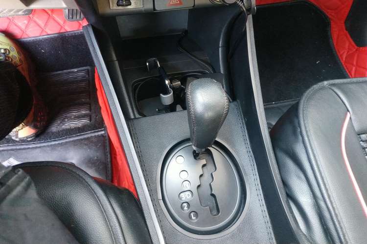 Used Suzuki Alto 2013 1.0L Automatic Luxury Model Gear Lever
