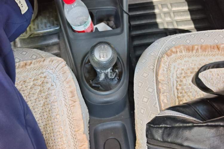 Used Suzuki Alto 2013 1.0L Manual Luxury Model Gear Lever