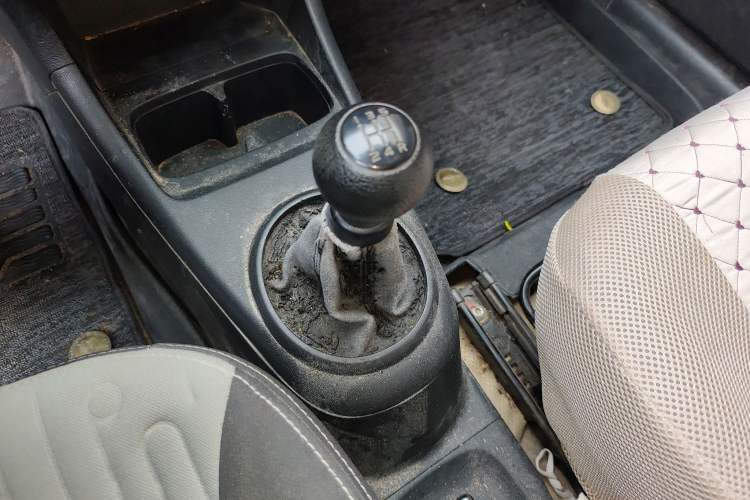 Used Suzuki Alto 2013 1.0L Manual Luxury Model Gear Lever