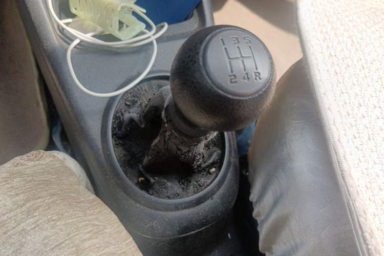 Used Suzuki Alto 2013 1.0L Manual Luxury Model Gear Lever