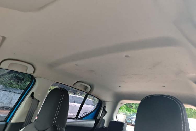 Used Suzuki Alto 2013 1.0L Automatic Luxury Model Headliner