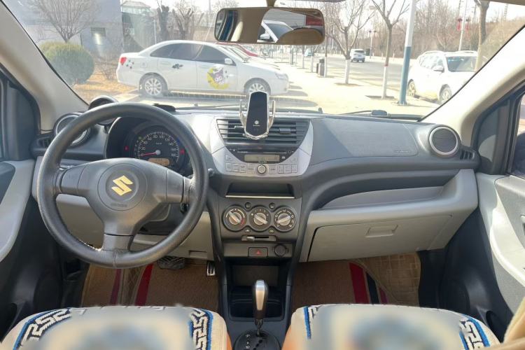 Used Suzuki Alto 2013 1.0L Automatic Luxury Model Interior 1