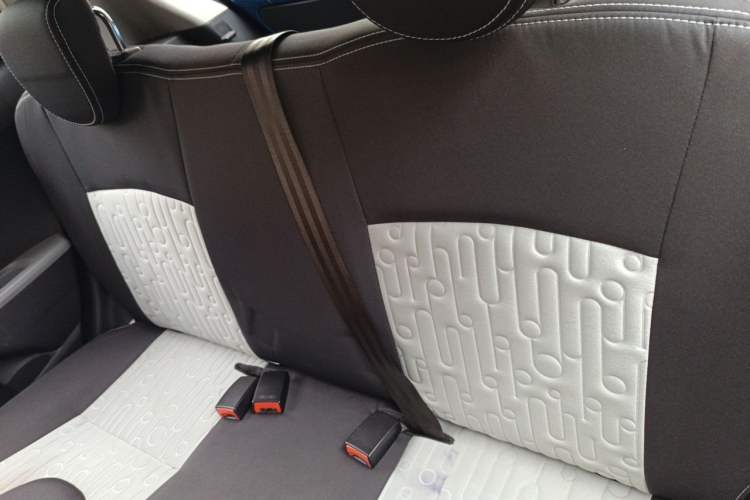 Used Suzuki Alto 2013 1.0L Automatic Luxury Model Interior 4