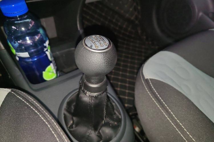 Used Suzuki Alto 2013 Revised Version 1.0L Manual Comfort Edition Interior 4