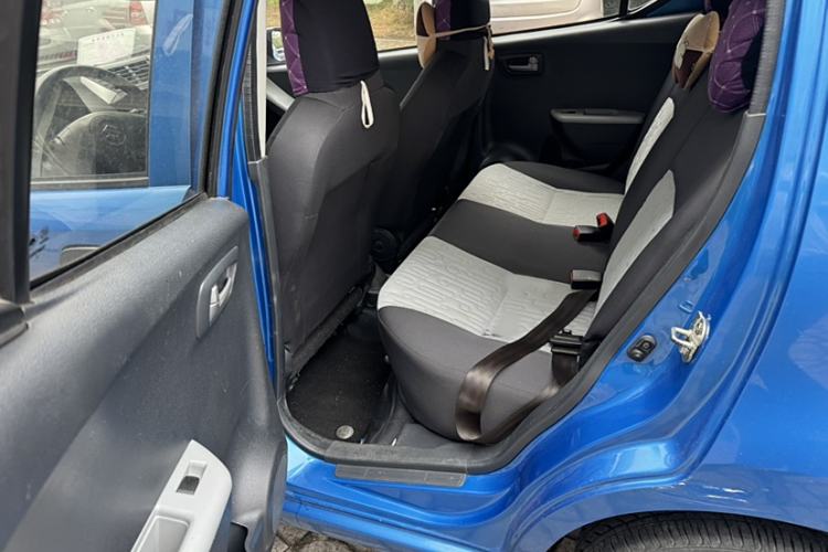 Used Suzuki Alto 2013 Revised Version 1.0L Manual Comfort Edition Interior 4