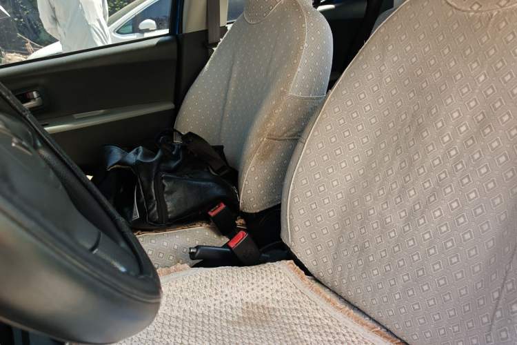 Used Suzuki Alto 2013 1.0L Manual Luxury Model Left Front Seat
