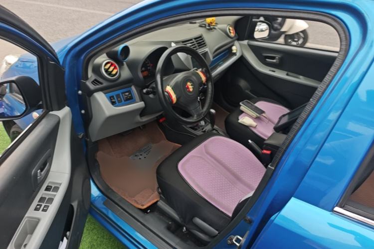 Used Suzuki Alto 2013 1.0L Automatic Luxury Model Left Front Seat