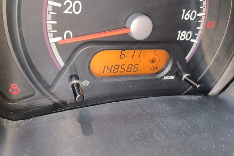 Used Suzuki Alto 2013 1.0L Manual Comfort Version Odometer Close Up
