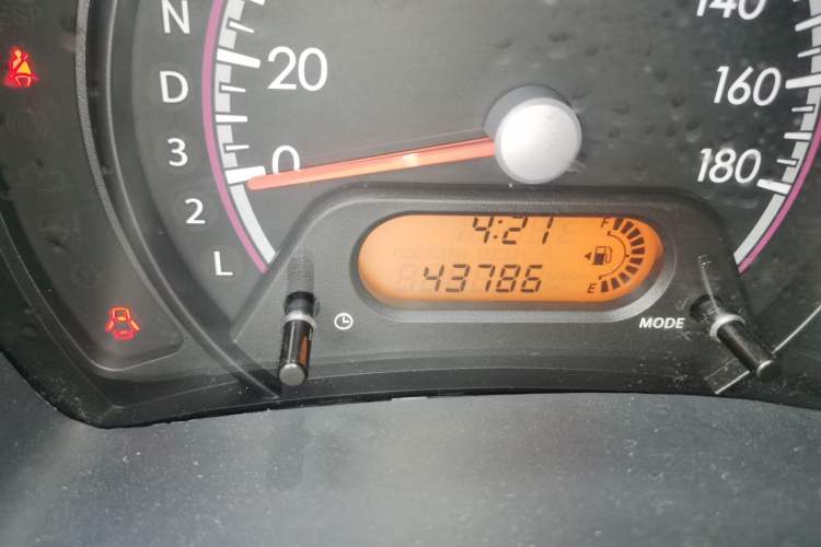 Used Suzuki Alto 2013 1.0L Automatic Luxury Model Odometer Close Up