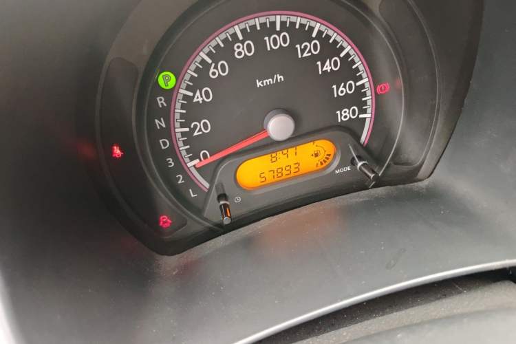 Used Suzuki Alto 2013 1.0L Automatic Luxury Model Odometer Close Up