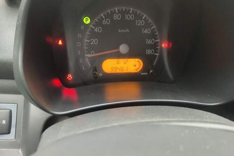 Used Suzuki Alto 2013 1.0L Automatic Luxury Model Odometer Close Up