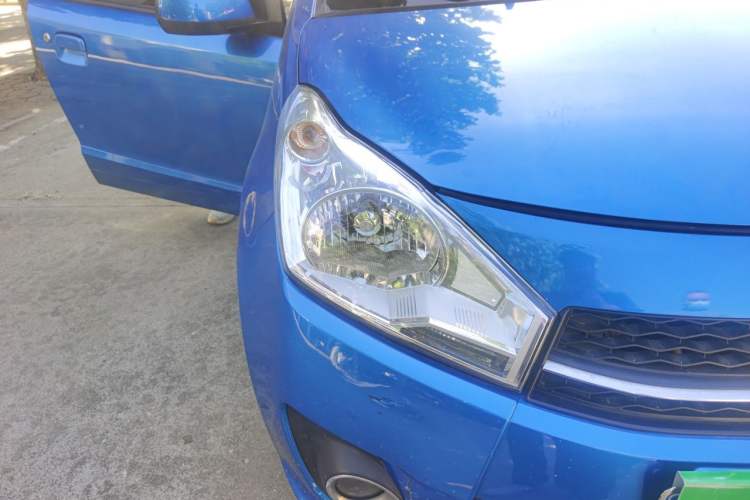 Used Suzuki Alto 2013 1.0L Automatic Luxury Model Right Front Headlight