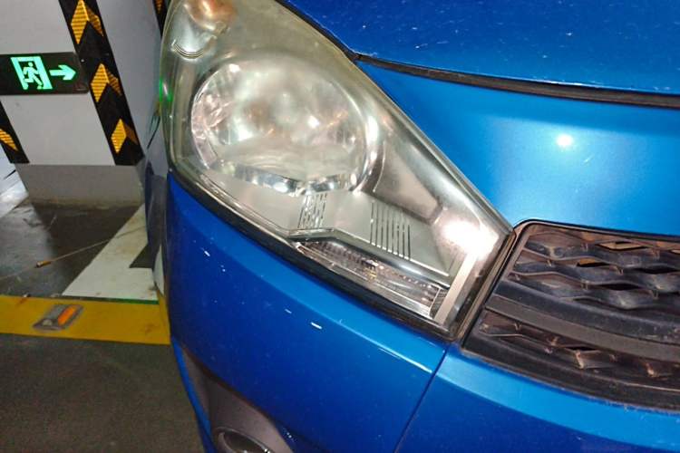 Used Suzuki Alto 2013 Revised Version 1.0L Manual Comfort Edition Right Front Headlight