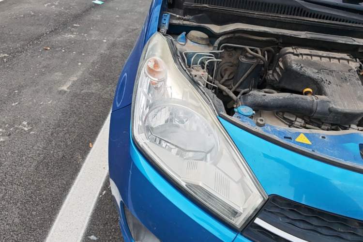 Used Suzuki Alto 2013 1.0L Automatic Luxury Model Right Front Headlight