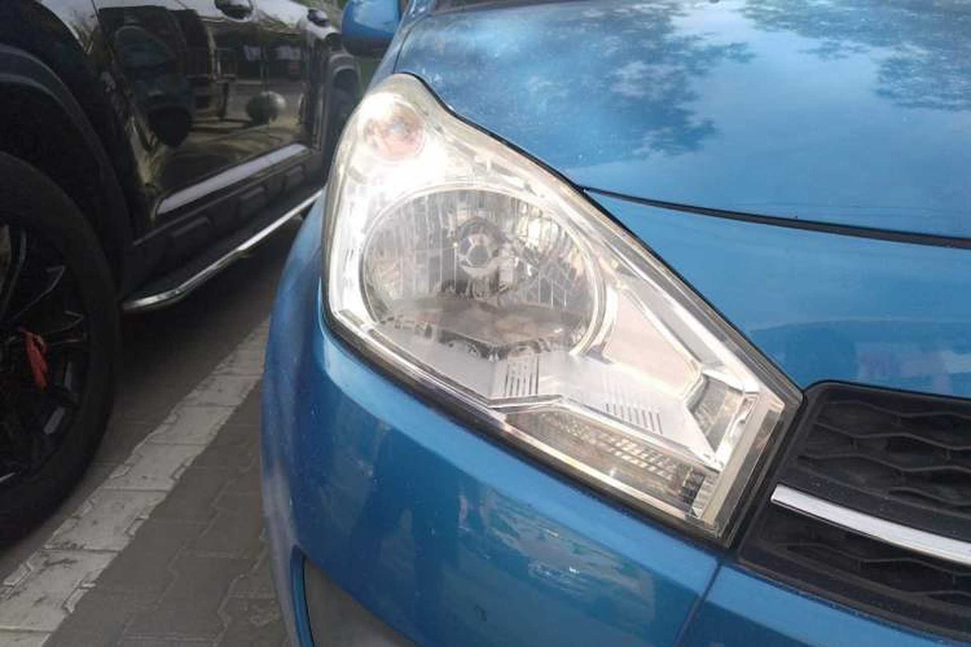 Used Suzuki Alto 2013 1.0L Manual Luxury Model Right Front Headlight