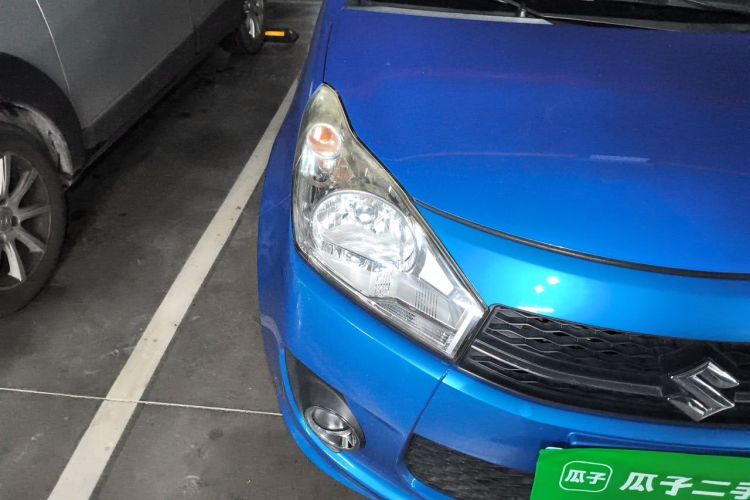 Used Suzuki Alto 2013 1.0L Manual Luxury Model Right Front Headlight