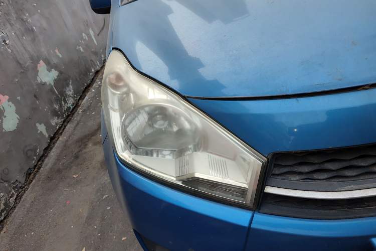 Used Suzuki Alto 2013 1.0L Manual Luxury Model Right Front Headlight