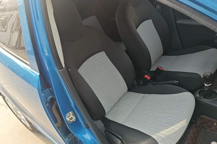 Used Suzuki Alto 2013 1.0L Manual Luxury Model Right Front Seat