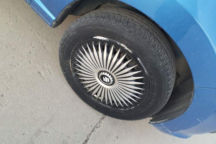 Used Suzuki Alto 2013 Revised Version 1.0L Manual Comfort Edition Right Front Wheel Hub