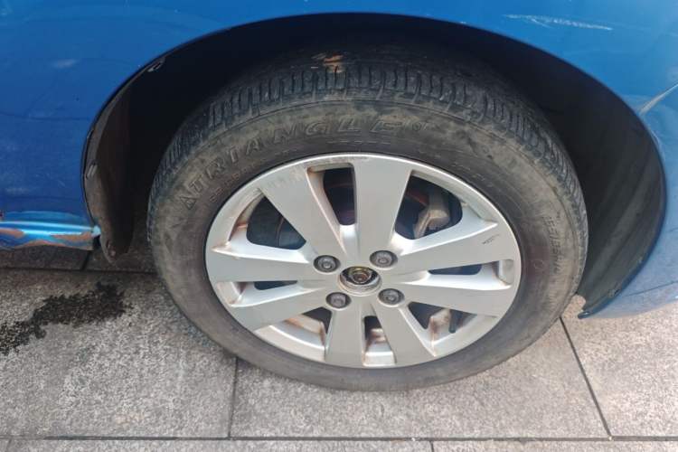 Used Suzuki Alto 2013 Revised Version 1.0L Manual Comfort Edition Right Front Wheel Hub