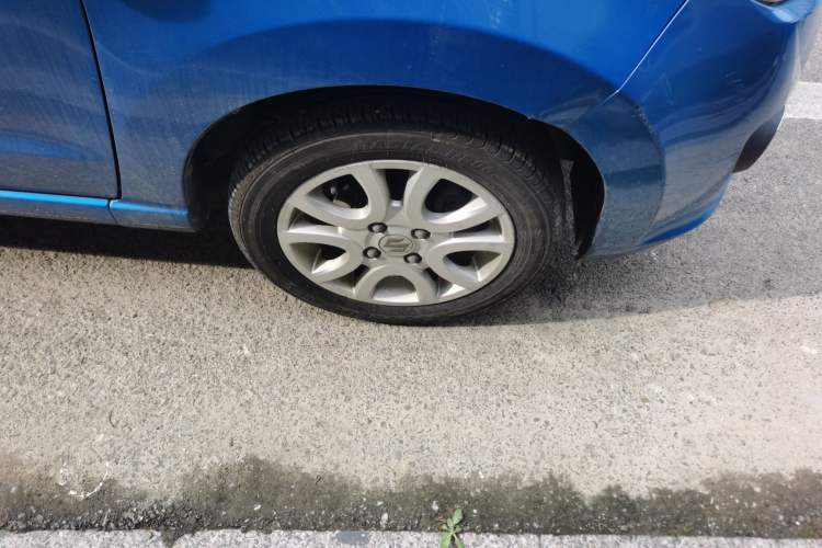 Used Suzuki Alto 2013 1.0L Automatic Luxury Model Right Front Wheel Hub