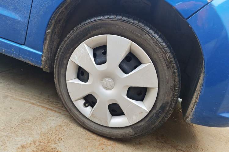 Used Suzuki Alto 2013 1.0L Manual Comfort Version Right Front Wheel Hub