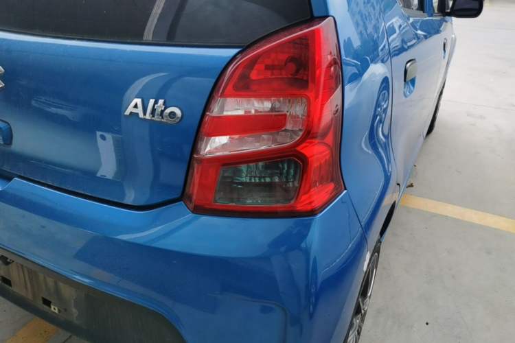 Used Suzuki Alto 2013 Revised Version 1.0L Manual Comfort Edition Right Rear Taillight