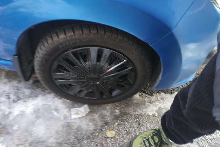 Used Suzuki Alto 2013 1.0L Automatic Luxury Model Right Rear Wheel Hub