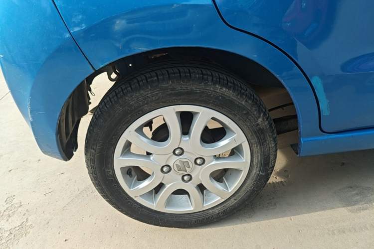 Used Suzuki Alto 2013 1.0L Manual Luxury Model Right Rear Wheel Hub