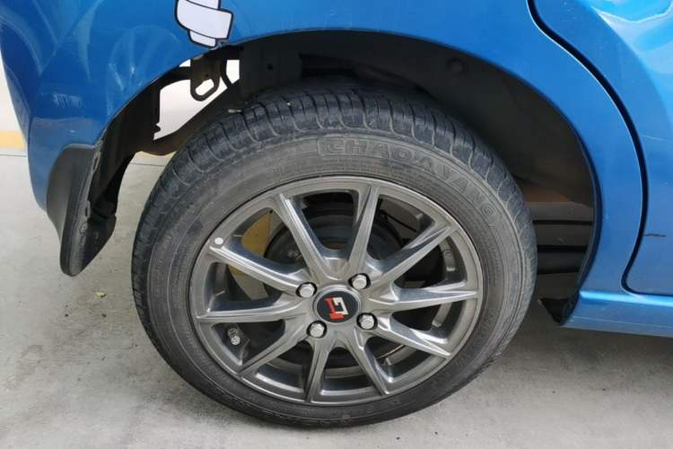 Used Suzuki Alto 2013 Revised Version 1.0L Manual Comfort Edition Right Rear Wheel Hub