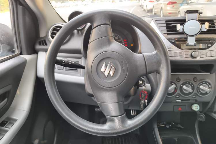 Used Suzuki Alto 2013 1.0L Manual Luxury Model Steering Wheel