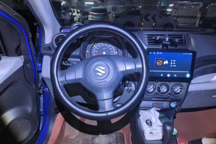 Used Suzuki Alto 2013 1.0L Automatic Luxury Model Steering Wheel
