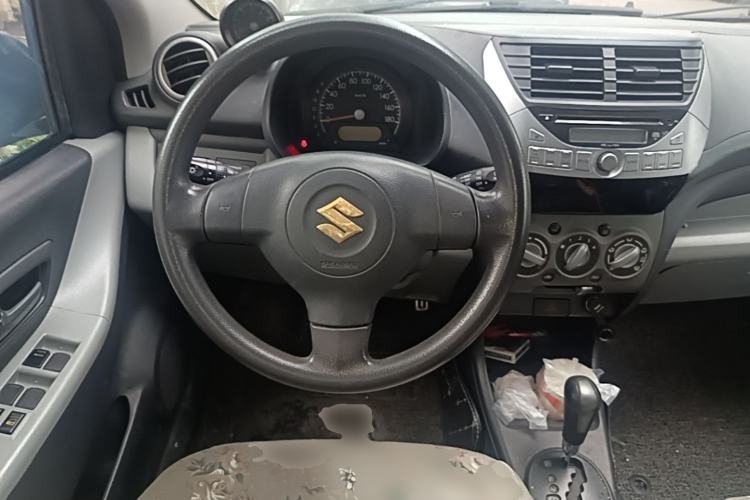 Used Suzuki Alto 2013 1.0L Automatic Luxury Model Steering Wheel