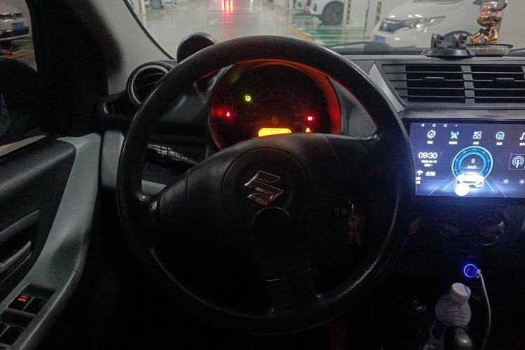 Used Suzuki Alto 2013 1.0L Automatic Luxury Model Steering Wheel