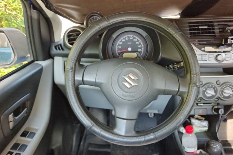 Used Suzuki Alto 2013 1.0L Manual Luxury Model Steering Wheel