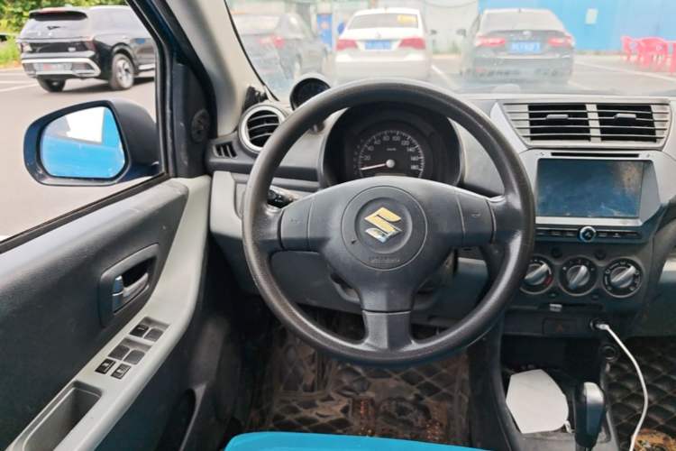 Used Suzuki Alto 2013 1.0L Automatic Luxury Model Steering Wheel