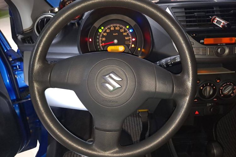 Used Suzuki Alto 2013 1.0L Automatic Luxury Model Steering Wheel
