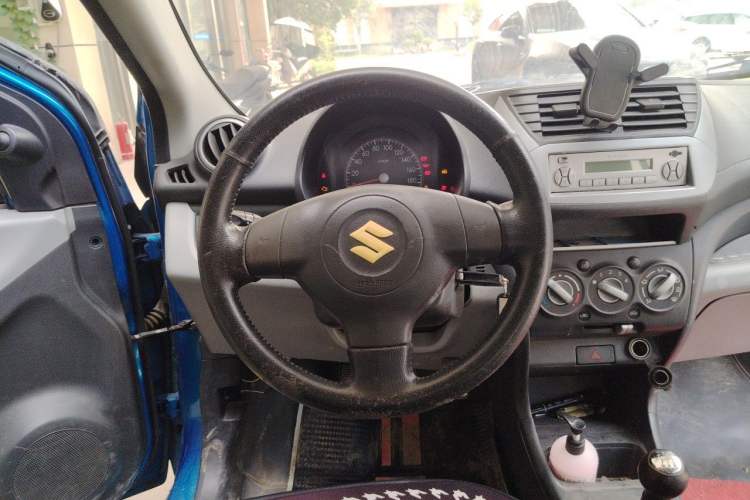 Used Suzuki Alto 2013 1.0L Manual Comfort Version Steering Wheel