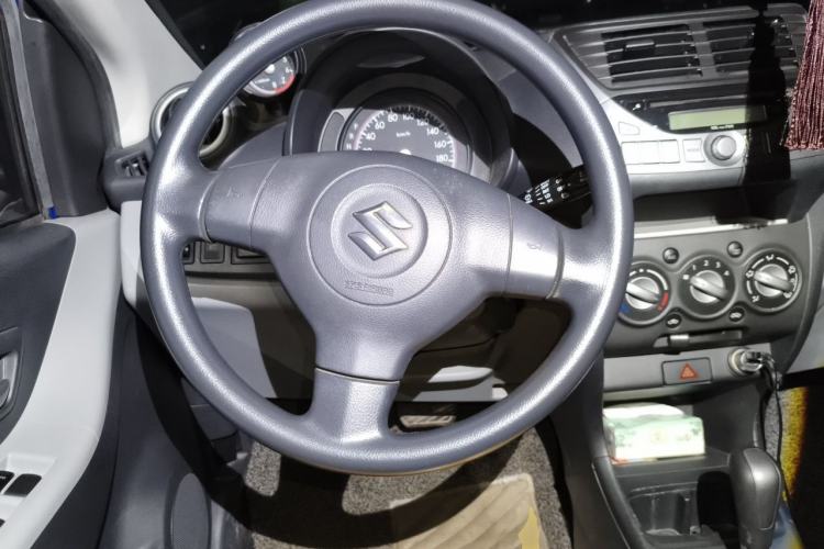 Used Suzuki Alto 2013 1.0L Automatic Luxury Model Steering Wheel