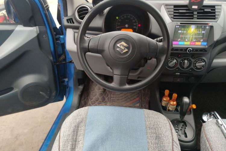Used Suzuki Alto 2013 1.0L Automatic Luxury Model Steering Wheel