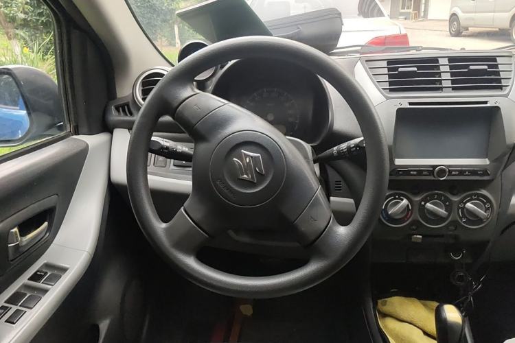 Used Suzuki Alto 2013 1.0L Automatic Luxury Model Steering Wheel