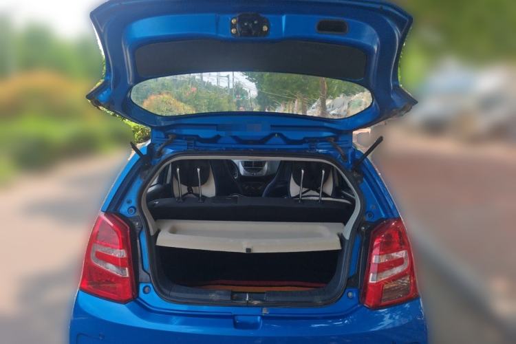 Used Suzuki Alto 2013 Revised Version 1.0L Manual Comfort Edition Trunk