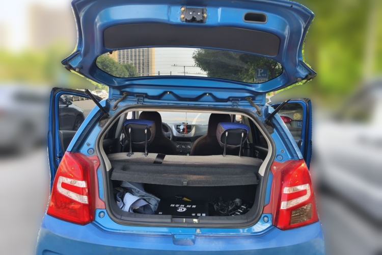 Used Suzuki Alto 2013 1.0L Manual Luxury Model Trunk