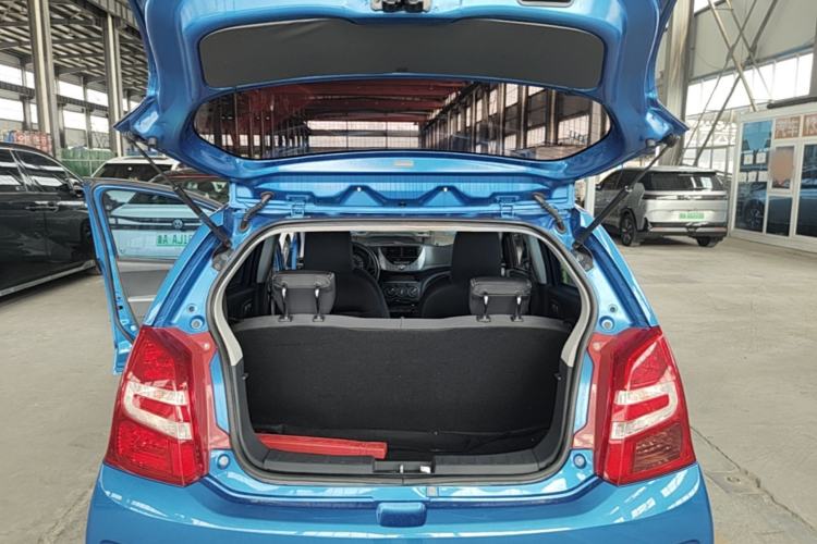 Used Suzuki Alto 2013 1.0L Automatic Luxury Model Trunk