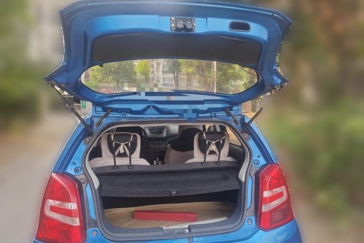 Used Suzuki Alto 2013 1.0L Automatic Luxury Model Trunk