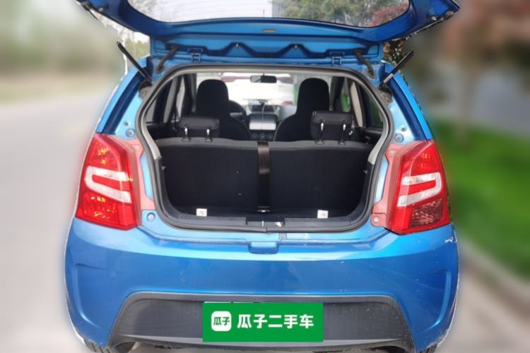 Used Suzuki Alto 2013 1.0L Automatic Luxury Model Trunk