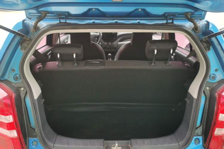 Used Suzuki Alto 2013 Revised Version 1.0L Manual Comfort Edition Trunk