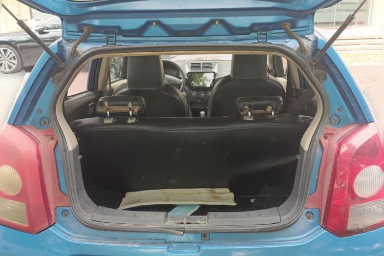 Used Suzuki Alto 2013 1.0L Automatic Luxury Model Trunk