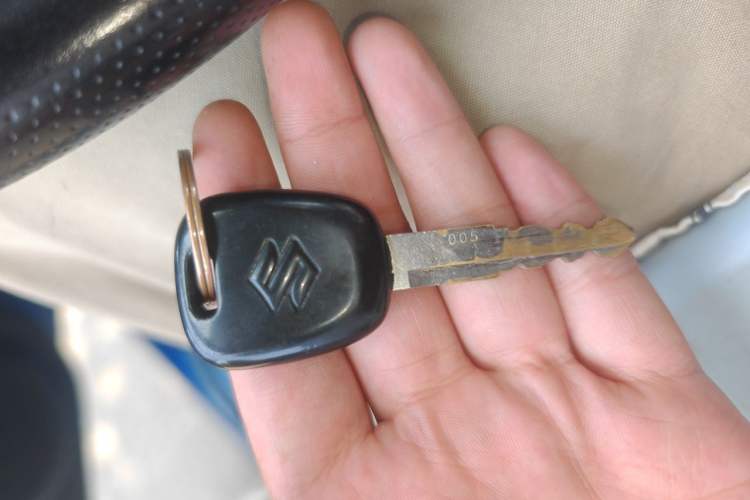 Used Suzuki Alto 2013 Revised Version 1.0L Manual Comfort Edition Vehicle Key