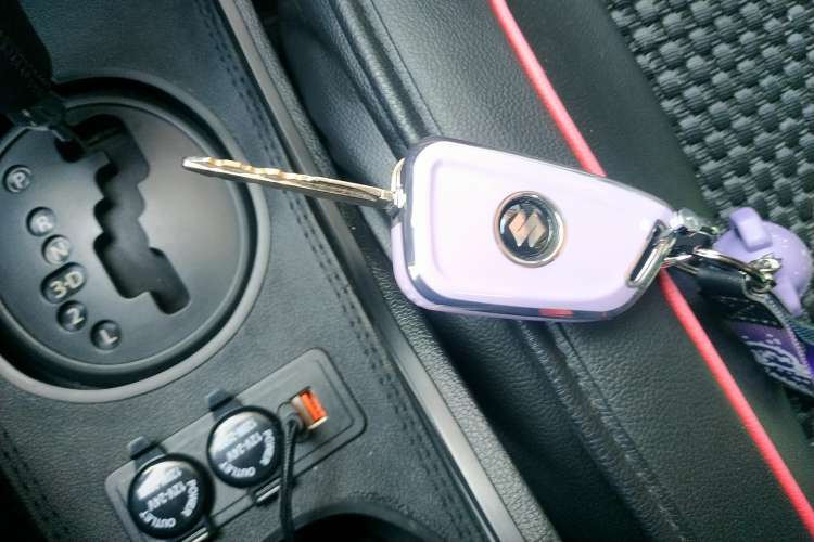 Used Suzuki Alto 2013 1.0L Automatic Luxury Model Vehicle Key